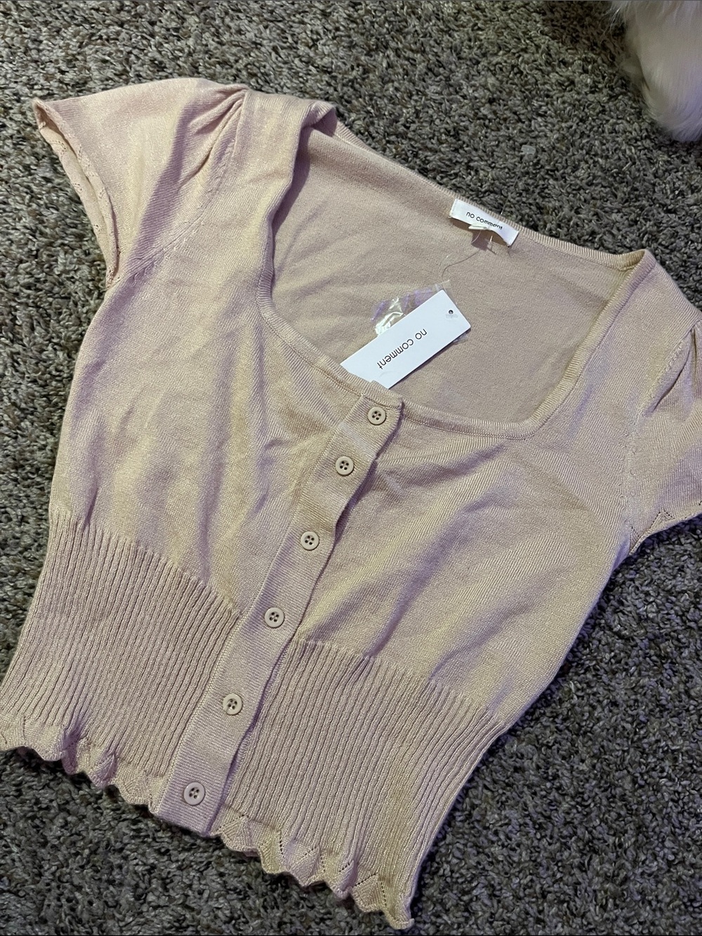 No Comment Short-Sleeve Button Front Cardigan in Light Mauve
